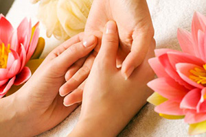 Handreflexzonen-Massage